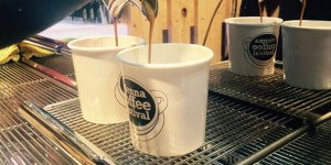 Beitragsbild des Blogbeitrags 5 belebende Gründe, um das Vienna Coffee Festival immer und immer wieder zu besuchen 