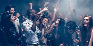 Beitragsbild des Blogbeitrags Silvester in Tirol, aber anders: New Years Dinner & Party im Hard Rock Café Innsbruck
