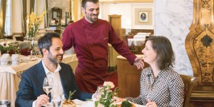 Beitragsbild des Blogbeitrags BRUNCH im ältesten Hotel Wiens, dem Hotel Stefanie