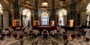 Beitragsbild des Blogbeitrags Dinner im Museum – oder wie ein Donnerstag Abend im Kunsthistorischen Museum Wien einfach magisch wird