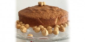 Beitragsbild des Blogbeitrags LANGORALA – oder auf gut deutsch: Langhe Haselnusskuchen 