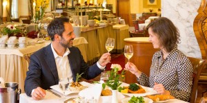 Beitragsbild des Blogbeitrags Stilvoller SonntagsBRUNCH im ältesten Hotel Wiens, dem Hotel Stefanie