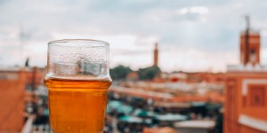 Beitragsbild des Blogbeitrags Vegan Guide für Marrakesch – Lokaltipps, Essen und Trinken