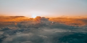 Beitragsbild des Blogbeitrags Flugbegleiter Bewerbung: Meine Tipps und alles was du wissen musst