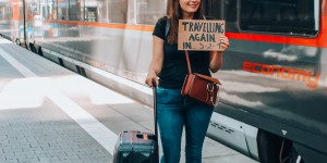 Beitragsbild des Blogbeitrags Anti-Packliste: Diese Dinge nehme ich als Flugbegleiterin niemals auf Reisen mit