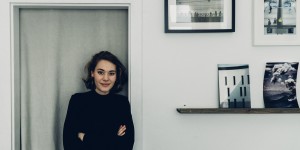 Beitragsbild des Blogbeitrags COME CLOSER – JULIA SKERGETH