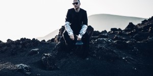 Beitragsbild des Blogbeitrags DARK SIDE OF THE MOON – OMEGA SPEEDMASTER