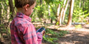 Beitragsbild des Blogbeitrags Idee für gehfaule Kinder: Geocaching 