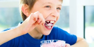 Beitragsbild des Blogbeitrags Mit Kindern ins Gespräch kommen – so kann es gelingen