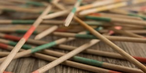 Beitragsbild des Blogbeitrags Wald-Mikado
