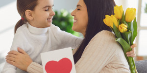 Beitragsbild des Blogbeitrags Muttertagsgeschenk basteln