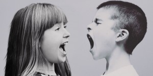 Beitragsbild des Blogbeitrags Kind (10 Monate) wurde in Spielgruppe gebissen – wie soll ich mich verhalten? 