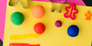 Beitragsbild des Blogbeitrags 5 Beschäftigungsideen bei Schlechtwetter