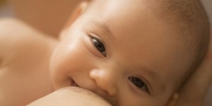 Beitragsbild des Blogbeitrags Abstillen: Hilfe, mein Stillbaby beißt!