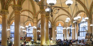 Beitragsbild des Blogbeitrags Wiener Kaffeehäuser – Café Central #bestViennaCoffeehouses 