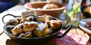 Beitragsbild des Blogbeitrags Landtmann’s Jausenstation. K&K Romantik im Garten vom Schloß Schönbrunn