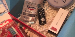 Beitragsbild des Blogbeitrags November Glossybox 2016 