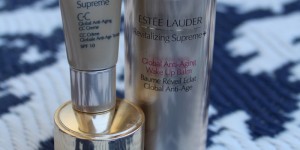 Beitragsbild des Blogbeitrags L’Heure Bleue mit Estée Lauder Revitalizing Surpreme + Wake Up Balm