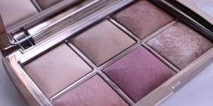 Beitragsbild des Blogbeitrags Hourglass: Ambient Lighting Edit – Unlocked Palette 2018 