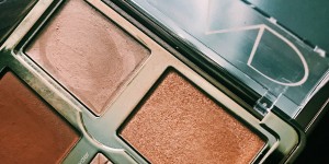 Beitragsbild des Blogbeitrags Natasha Denona Tan Bronze & Glow Palette: Top oder flop? 