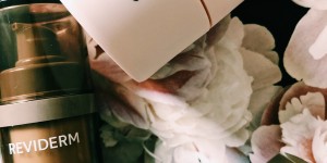 Beitragsbild des Blogbeitrags Skincare Update mit Reviderm