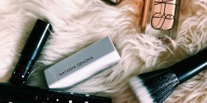 Beitragsbild des Blogbeitrags Highlights im Frühling: Scott Barnes, TooFaced, Becca, Annayake
