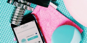 Beitragsbild des Blogbeitrags Sommerhaut: gepflegte Haut in der heißen Jahreszeit