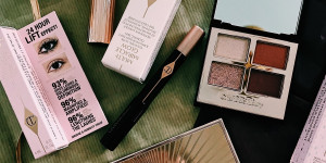 Beitragsbild des Blogbeitrags Charlotte Tilbury Black Friday Mystery Box 2021