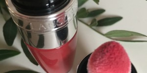 Beitragsbild des Blogbeitrags Lip Stories Teil 12: Lancôme Juicy Shaker Vanilla Pop