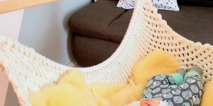 Beitragsbild des Blogbeitrags Schlaf, Beerchen, schlaf! Mit dem Babyschwinger ins Träumeland