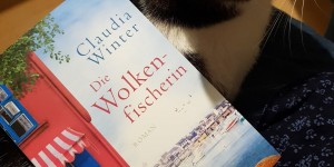 Beitragsbild des Blogbeitrags (Rezension) Winter, Claudia - Die Wolkenfischerin 