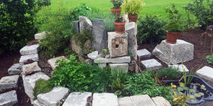 Beitragsbild des Blogbeitrags Kräuterspirale bauen – 7 Dinge die du wissen solltest