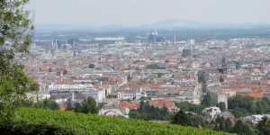 Beitragsbild des Blogbeitrags Ein traumhafter Ausblick vom Schloss Wilhelminenberg