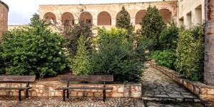 Beitragsbild des Blogbeitrags Das Kloster Agia Triada im Dezember 