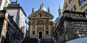 Beitragsbild des Blogbeitrags ein blauer Himmel in Graz