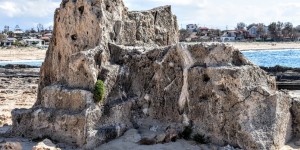 Beitragsbild des Blogbeitrags besondere Steine in Stavros