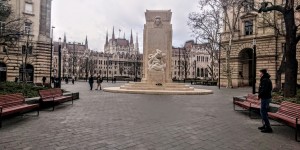 Beitragsbild des Blogbeitrags Abend und Morgen in Budapest