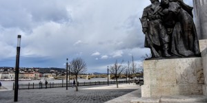 Beitragsbild des Blogbeitrags Denkmal für Theiß Istvan  in Budapest 