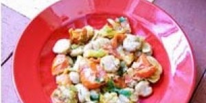 Beitragsbild des Blogbeitrags Bio-vegane Maroni-Gnocci mit Lauch-Tomaten-Gemüse (Rezept für 2 Personen)