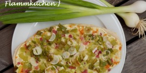 Beitragsbild des Blogbeitrags [Rezepte]: glutenfreier Flammkuchen 