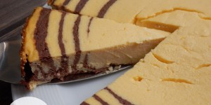 Beitragsbild des Blogbeitrags [Rezepte]: glutenfreier Käsekuchen ohne Boden - eine Sünde (fast) ohne Reue 