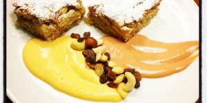 Beitragsbild des Blogbeitrags Gesund wachsen-Apfelkuchen mit 2erlei Karottencreme