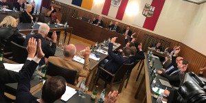 Beitragsbild des Blogbeitrags Wiener Neustadt: einstimmiger Beschluss zu Stadion und Freibad