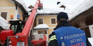 Beitragsbild des Blogbeitrags Überregionale Zusammenarbeit beim Kampf gegen die Schneemassen 