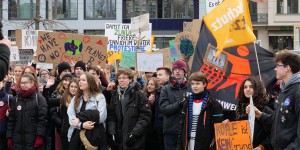 Beitragsbild des Blogbeitrags AKS Niederösterreich mobilisiert: morgen weltweiter Klimastreik