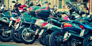 Beitragsbild des Blogbeitrags „Arbeitsgruppe Moped“ erfolgreich: 25 Diebstähle geklärt 