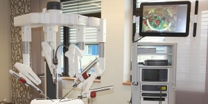 Beitragsbild des Blogbeitrags Wiener Neustadt: Beeindruckende Fortschritte bei robotischer Chirurgie 