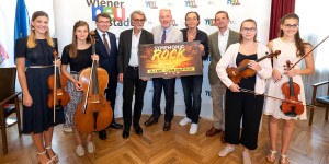 Beitragsbild des Blogbeitrags Wiener Neustadt: „Symphonic Rock“-Konzert mit Austropop-Stars