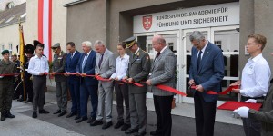 Beitragsbild des Blogbeitrags Eröffnung der Sicherheitsschule in Wiener Neustadt 