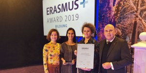 Beitragsbild des Blogbeitrags Fachhochschule Wiener Neustadt gewinnt Erasmus+ Award 
